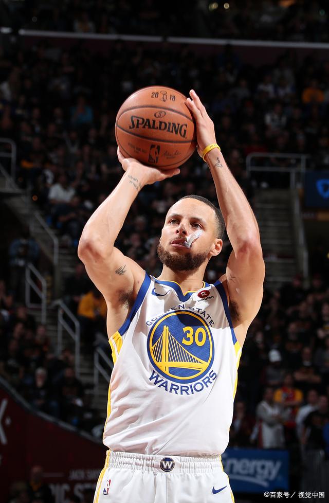 齐沃：欧冠输给马竞后，我一口气连抽了三根烟（齐沃：欧冠不敌马竞后，我连着抽了三支烟）