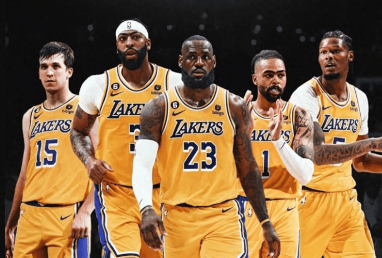 孙兴慜热刺生涯经典瞬间：斩英超金靴&普斯卡什奖、欧联圆梦（孙兴慜热刺高光回顾：英超金靴、普斯卡什奖与欧联圆梦）