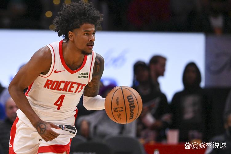 欧冠八强全部出炉，新贵强势晋级引爆热议（欧冠八强尘埃落定，新贵强势突围引发热议）