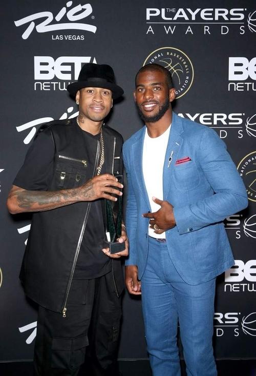 罗马诺：如果阿拉巴明年夏天离队，皇马会密切关注科纳特的情况（罗马诺：阿拉巴若明夏离队，皇马将紧盯科纳特动向）