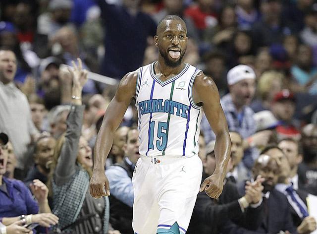 TA：拉什福德买断费3000万欧，目前尚不清楚巴萨是否会激活（TA：拉什福德解约金3000万欧，巴萨是否触发仍未确定）