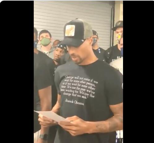 网球ATP年终总决赛：奥热-阿利亚西姆胜兹韦列夫（网球ATP年终总决赛：奥热-阿利亚西姆力克兹韦列夫）