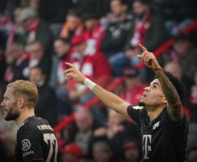 意媒：尤文加入弗罗霍尔特争夺战，与波尔图的良好关系是优势（意媒：尤文竞逐弗罗霍尔特，得益于与波尔图的良好关系）