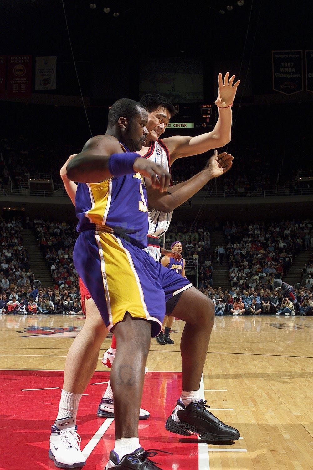 B费英超生涯已打入65球，葡萄牙球员中仅次于C罗（英超生涯进65球，B费在葡萄牙球员中仅逊C罗）