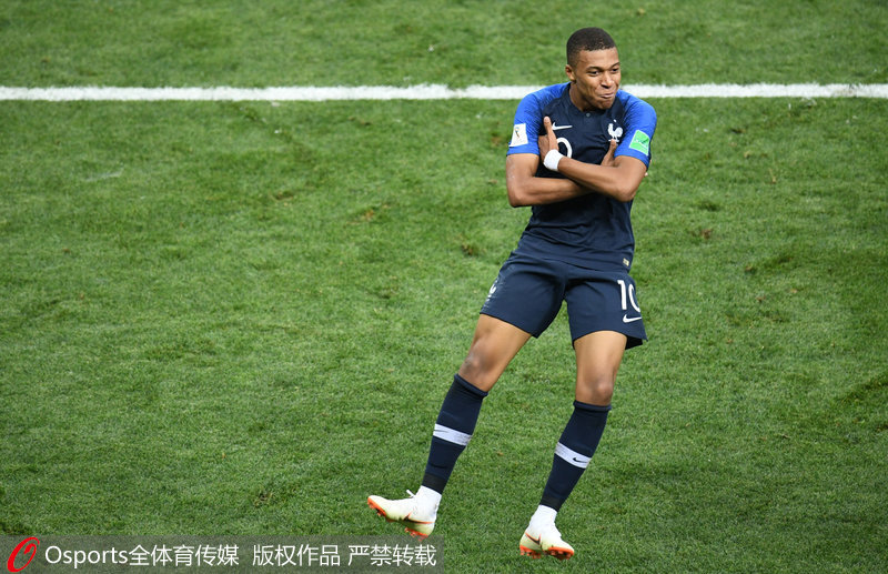 被阿森纳攻破球门，拜仁本赛季欧冠首次落后（阿森纳率先破门，拜仁本季欧冠首次落后）