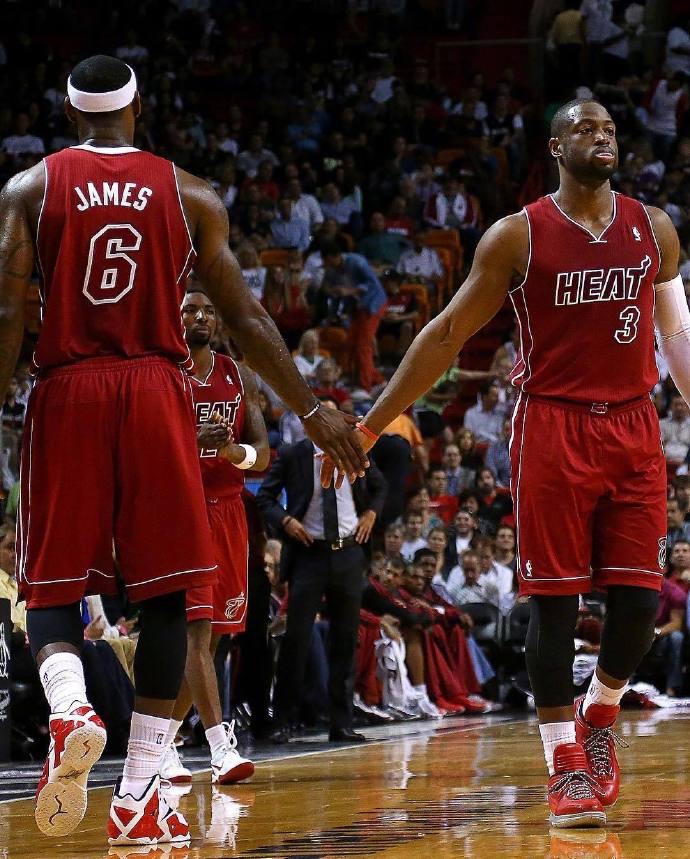 迪卡尼奥：尤文球员不是斯帕莱蒂挑的，他得研究哪些人能信任（迪卡尼奥：尤文球员并非斯帕莱蒂所选，他需评估谁值得信赖）