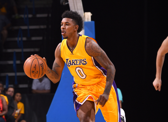 齐达内空降上海！回应 “齐玄宗” 标签，揭秘欧冠三连真相（齐达内现身上海！直面“齐玄宗”外号，解密欧冠三连冠背后的真相）