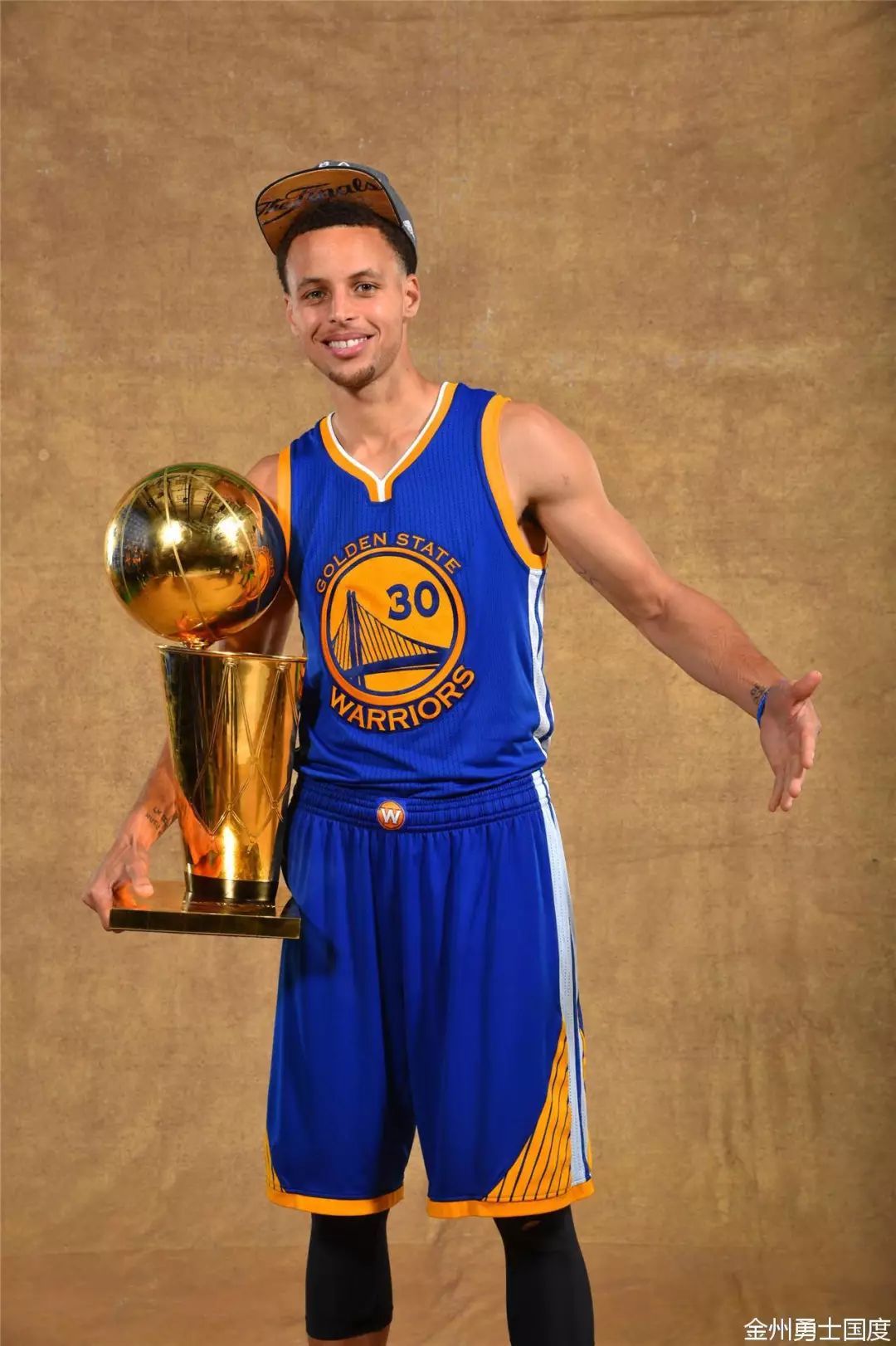 沙特联战报：泽泽、达萨里破门，新未来城体育2-1纳杰马体育（沙特联赛：泽泽、达萨里建功，新未来城体育2-1力克纳杰马体育）