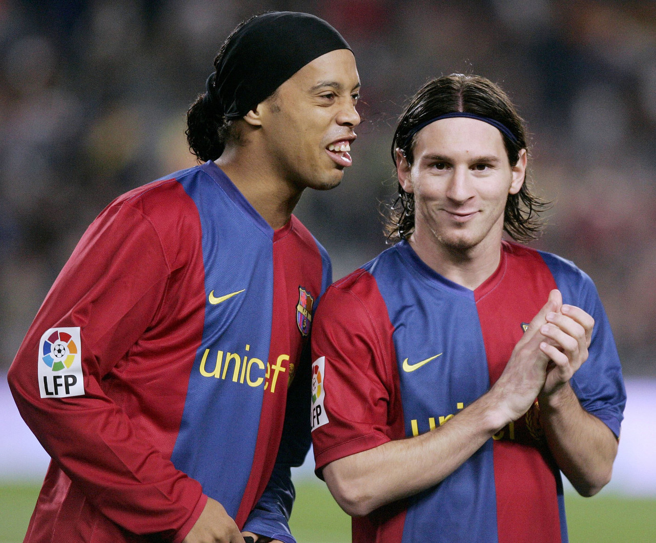 关键球手硬！爱德华兹27中15得到38分2助4抢断（关键时刻硬仗担当！爱德华兹27投15中轰38分2助攻4抢断）