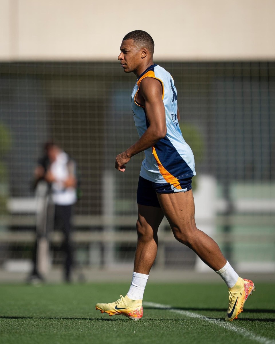 保罗加盟火箭，和乌度卡天天干架？杜兰特都不服，还会服保罗吗？（保罗加盟火箭，会与乌度卡矛盾频发？连杜兰特都不买账，火箭众将会服保罗吗？）